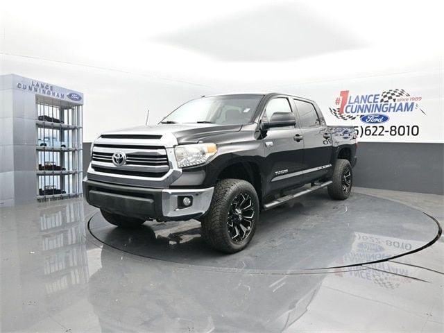 2017 toyota tundra sr5 in knoxville, tennessee