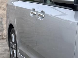 2017 Toyota Sienna se 8-passenger