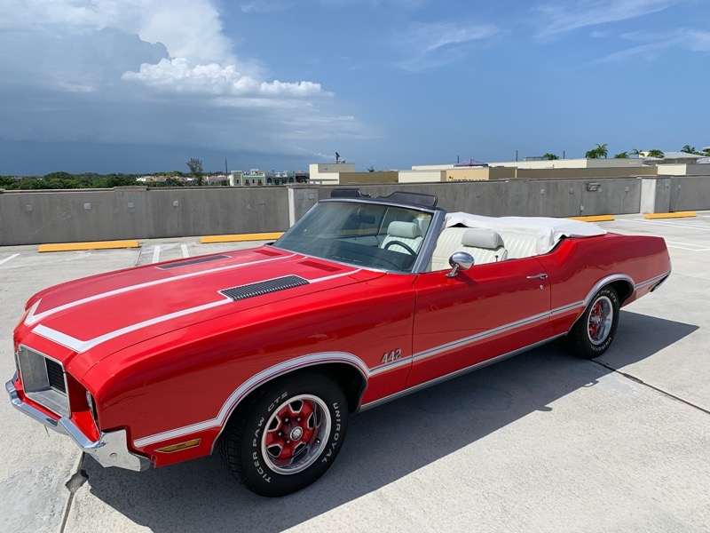 1972 oldsmobile cutlass supreme 42,399 miles red v8 350ci automatic