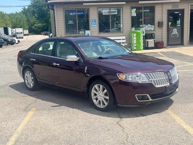 2011 lincoln mkz base