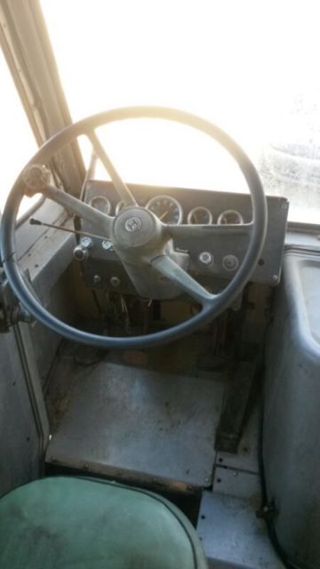 1972 international metro aluminum bread van step van