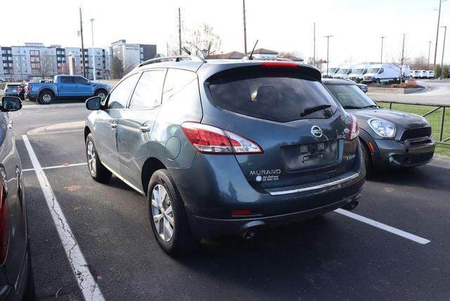 2011 nissan murano sv