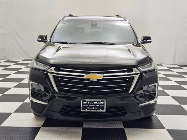 2022 chevrolet traverse lt leather