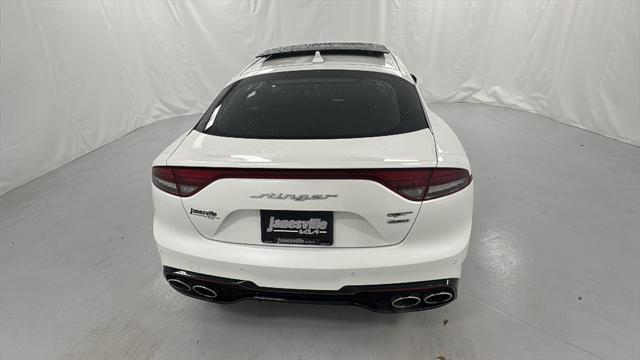 2022 kia stinger gt2