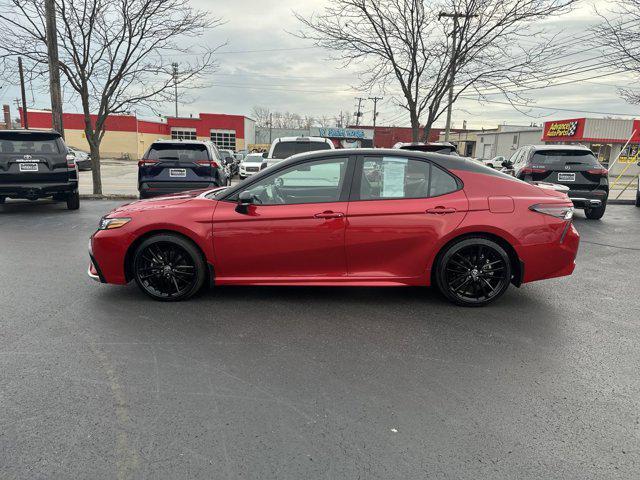 2024 toyota camry hybrid se
