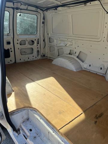 2006 ford e250 base