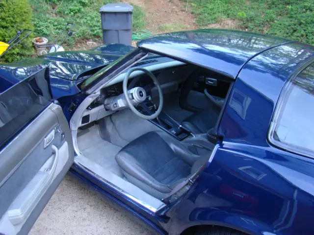 1981 corvette stingray/custom, navy blue exterior, ttop coupe, gm stroker 383 v8