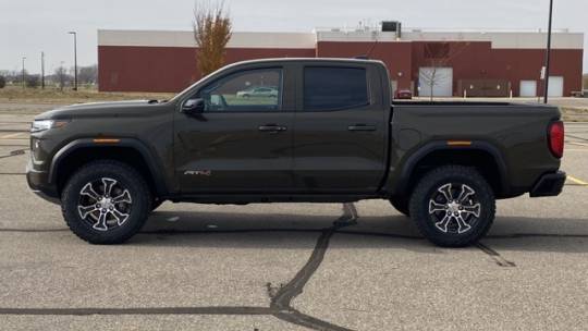 2024 GMC Canyon