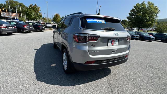2022 jeep compass latitude