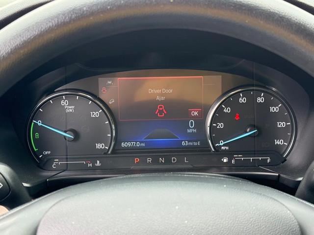 2021 ford escape se