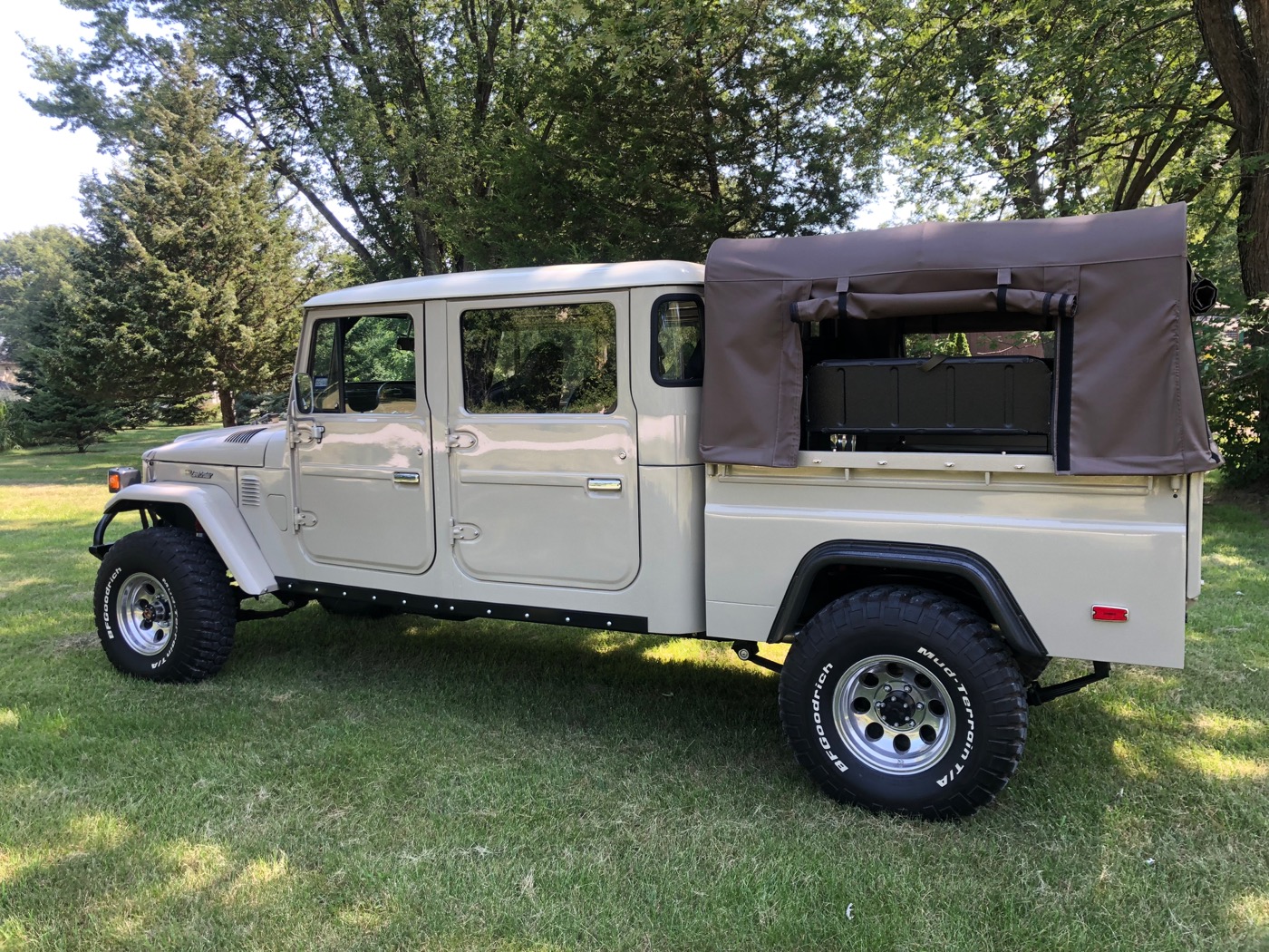 modified 1967 toyota land cruiser fj45 crew cab