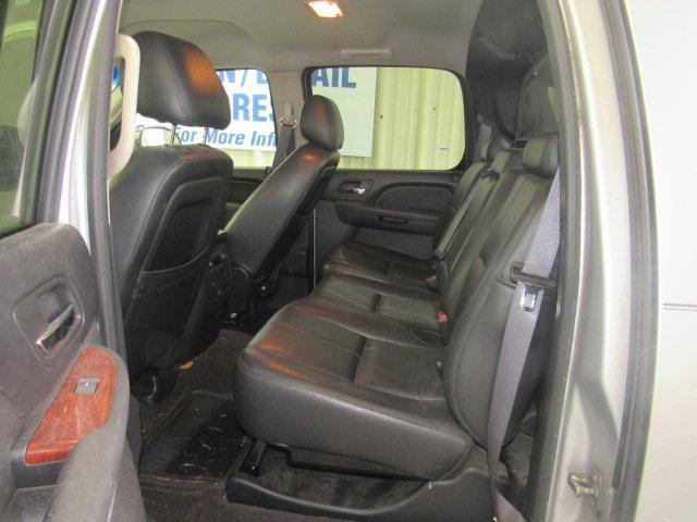 2011 chevrolet avalanche 1500 ls
