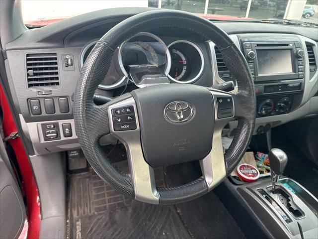 2013 toyota tacoma base