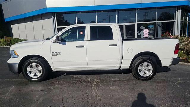 2022 ram 1500 classic slt