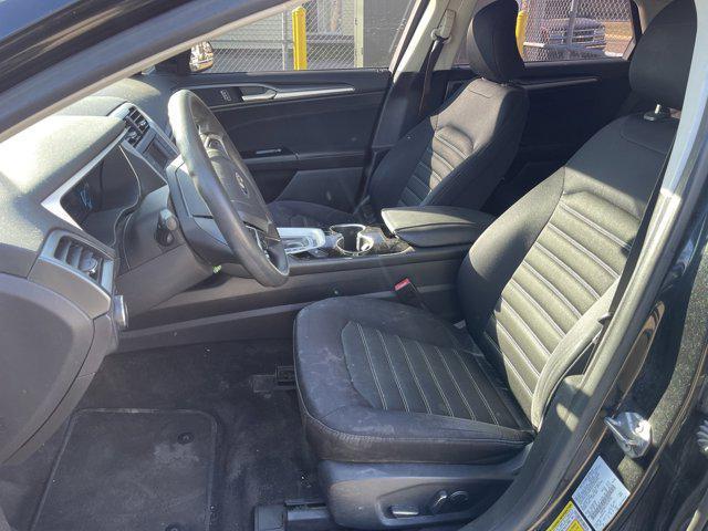 2015 ford fusion se