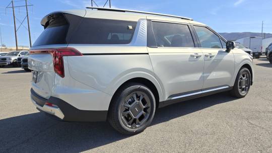 2025 Kia Carnival