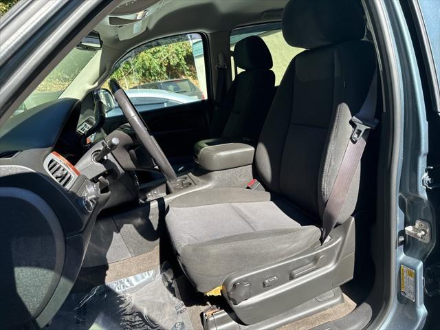 2011 chevrolet avalanche 1500 ls
