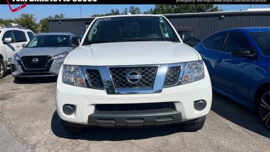 2015 Nissan Navara (Frontier) sv