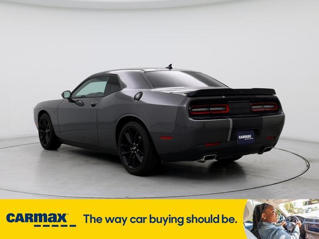 2019 dodge challenger gt