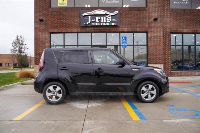 2017 kia soul base