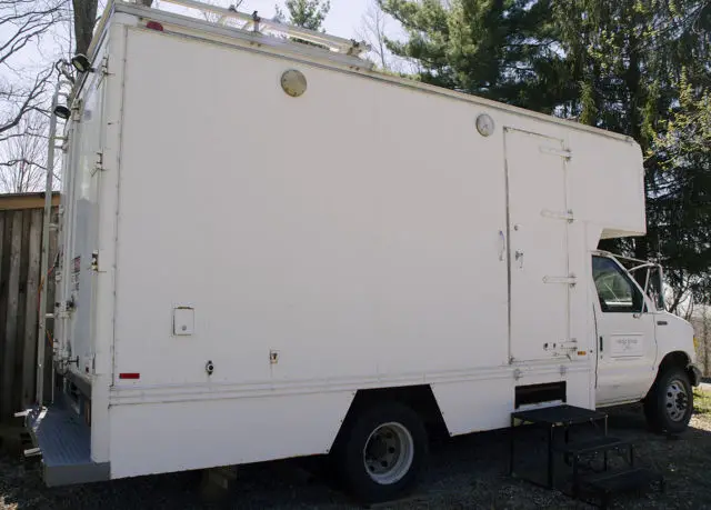 mobile sound recording truck