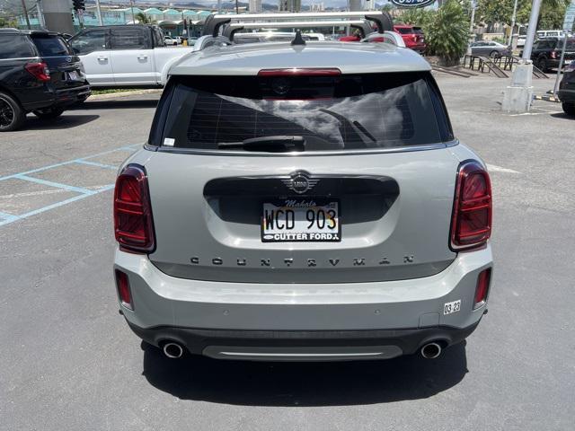 2021 mini countryman signature