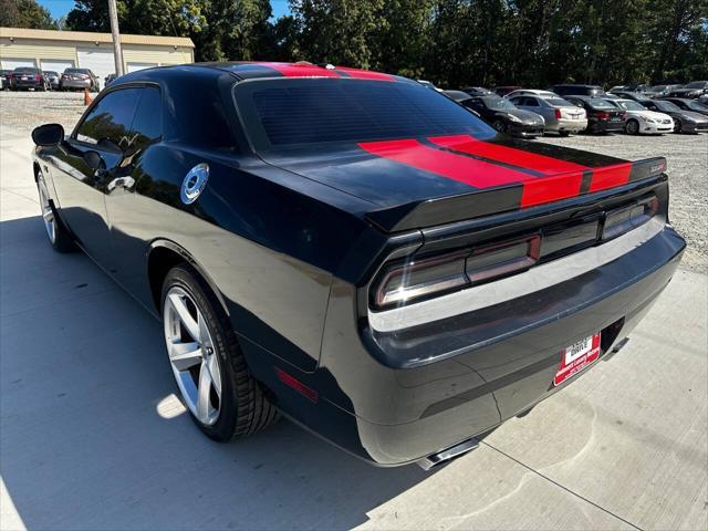 2012 dodge challenger srt8 392