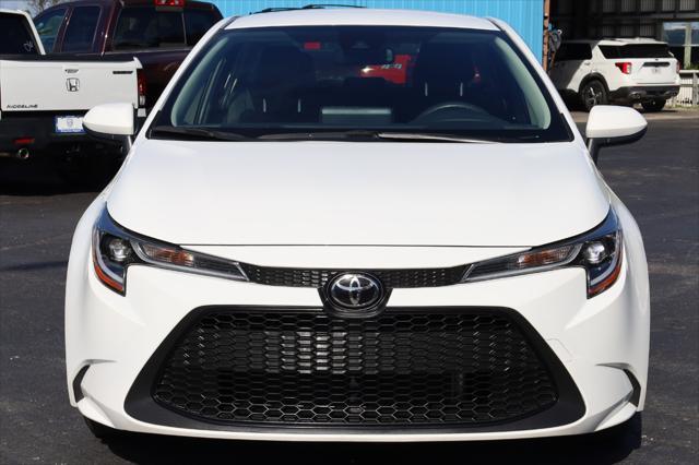 2022 toyota corolla le