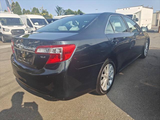 2014 toyota camry se