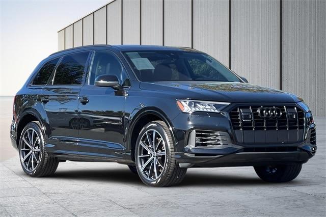 2024 audi q7 55 premium plus
