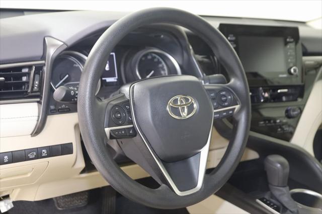 2021 toyota camry le