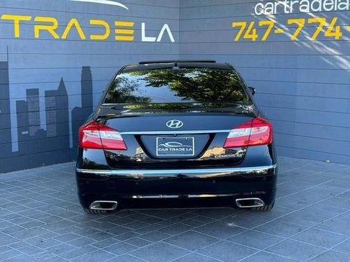 2012 hyundai genesis