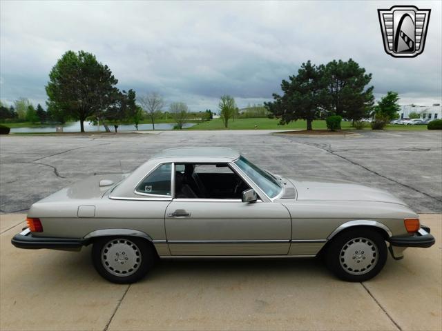 1987 mercedes-benz 560sl