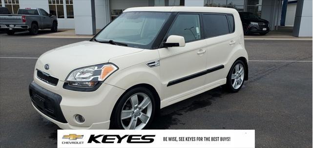 2011 kia soul !