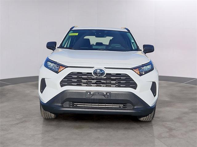 2021 toyota rav4 le