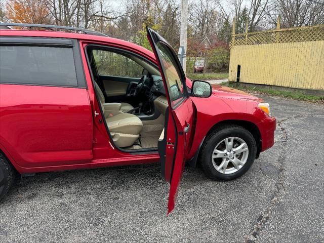 2010 toyota rav4 base