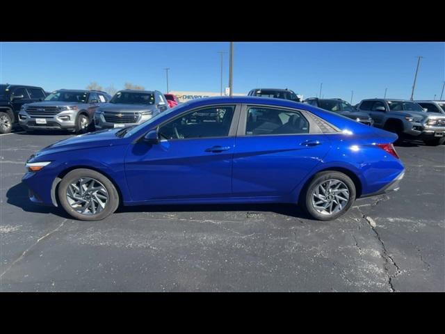 2024 hyundai elantra sel