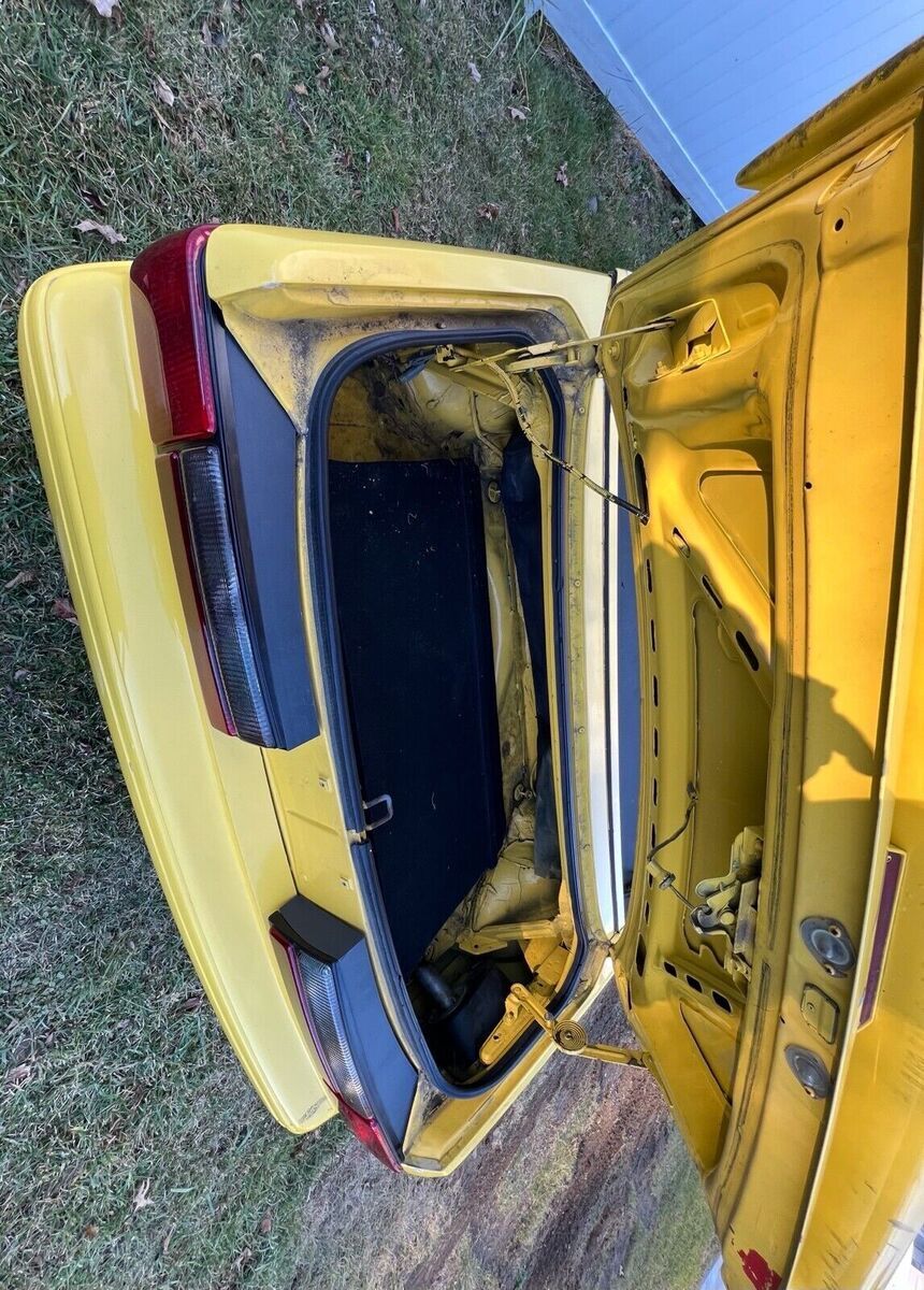 1992 ford mustang yellow lx