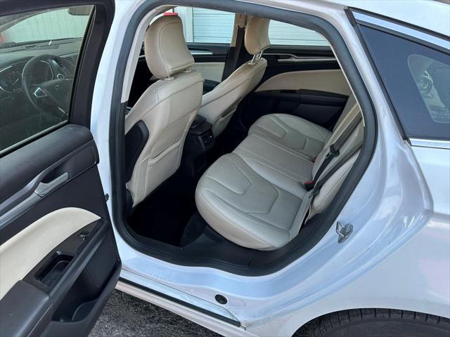 2016 ford fusion titanium
