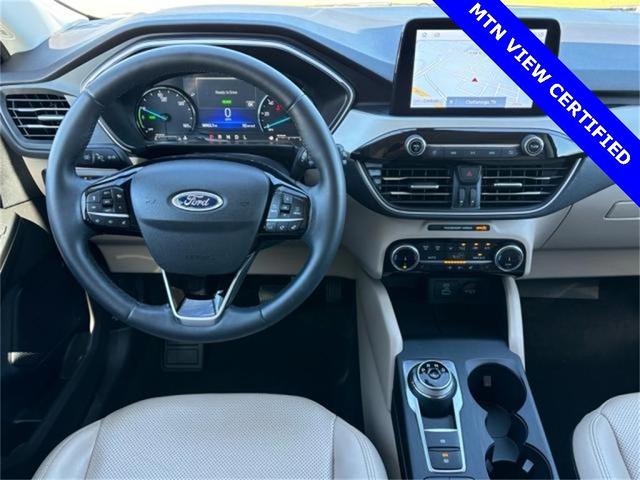 2022 ford escape sel