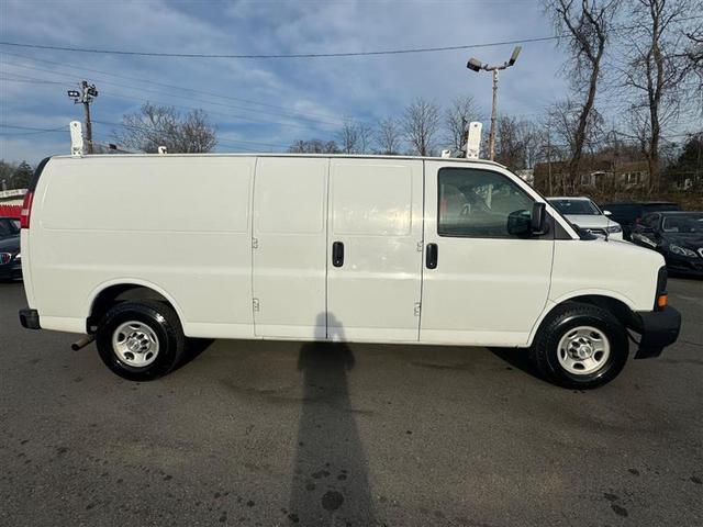 2017 chevrolet express 2500 work van