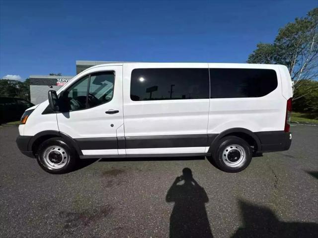 2016 ford transit-150 xlt