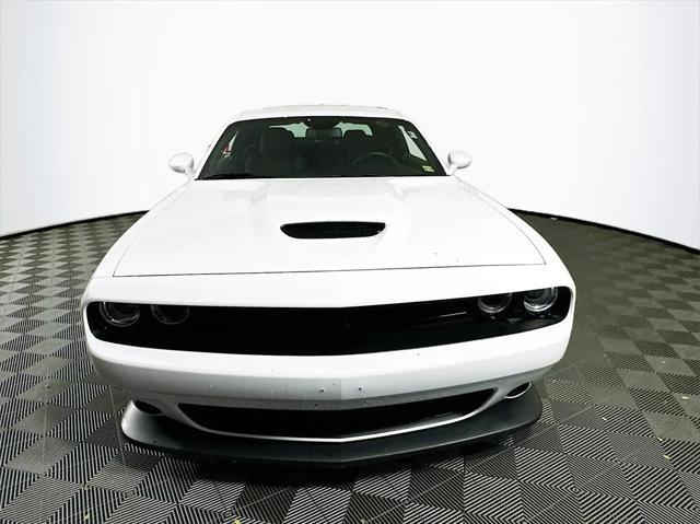 2023 dodge challenger gt