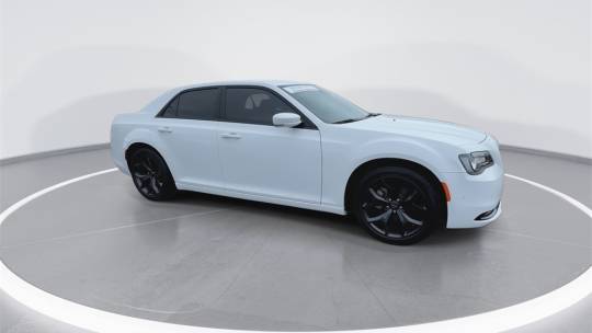 2021 Chrysler 300