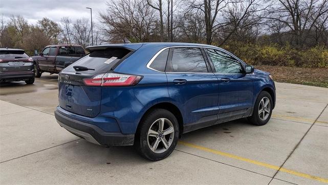 2022 ford edge sel