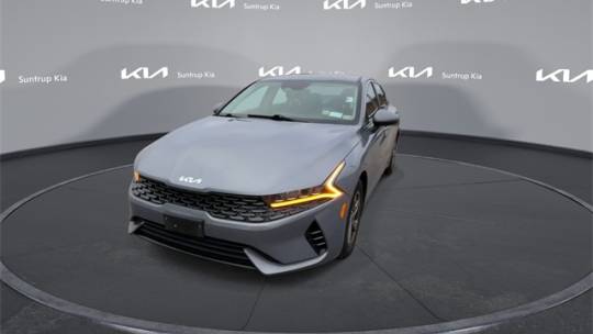 2022 kia k5 lxs