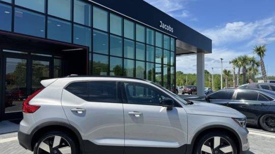 2023 Volvo XC40