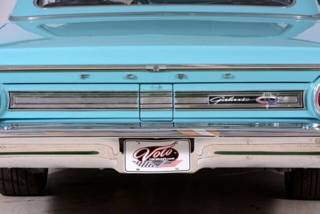 gorgeous! 4 wheel disc brakes