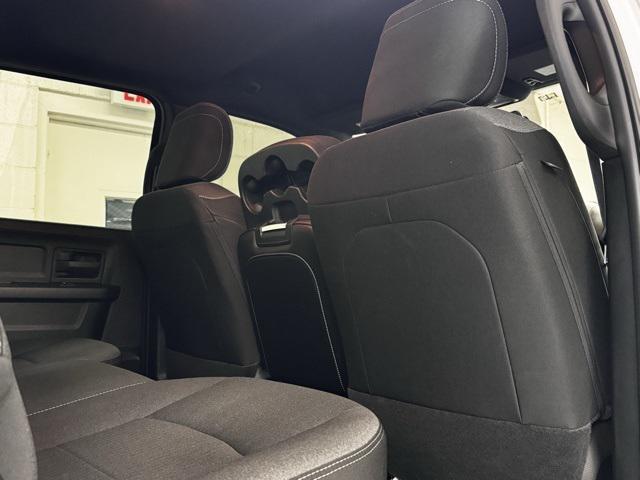 2024 ram 3500 tradesman crew cab 4x4 6'4' box