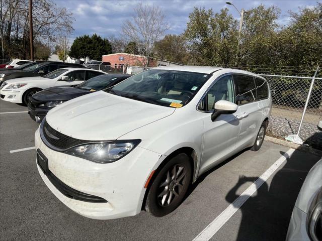 2017 chrysler pacifica lx